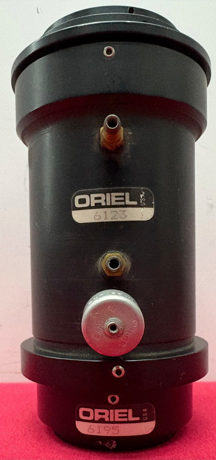 ORIEL 6123 LIQUID OPTICAL FILTER 2" SERIES & 6195 FLANGE LENS HOLDER 1.5" SERIES