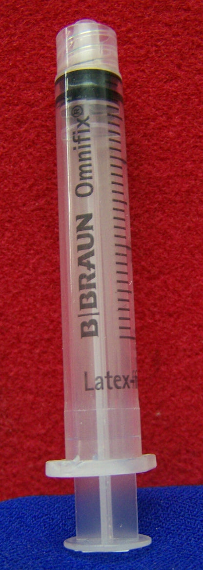 BRAUN OMNIFIX 3ml NIET-STERIELE SPUITEN LATEX VRIJ - 1 VERPAKKING VAN 200 SPUITEN 