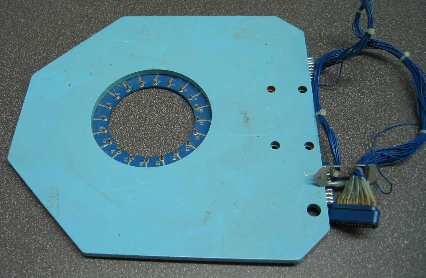 WENTWORTH LABORATORIES FIX-R-IE-SONDENSTATION